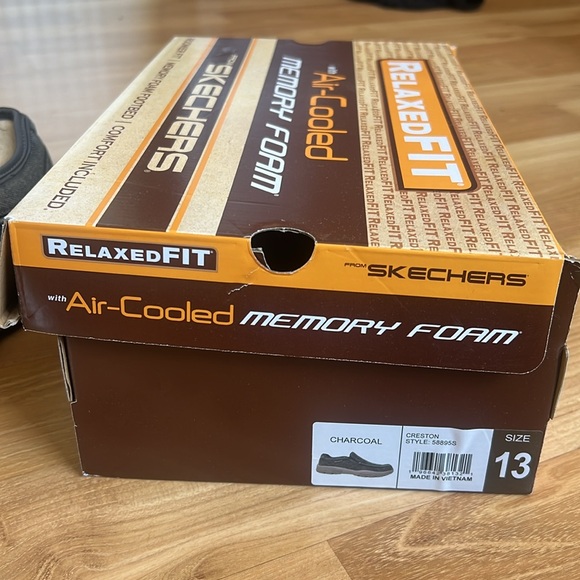 Skechers Men’s Slip-On - Picture 13 of 15